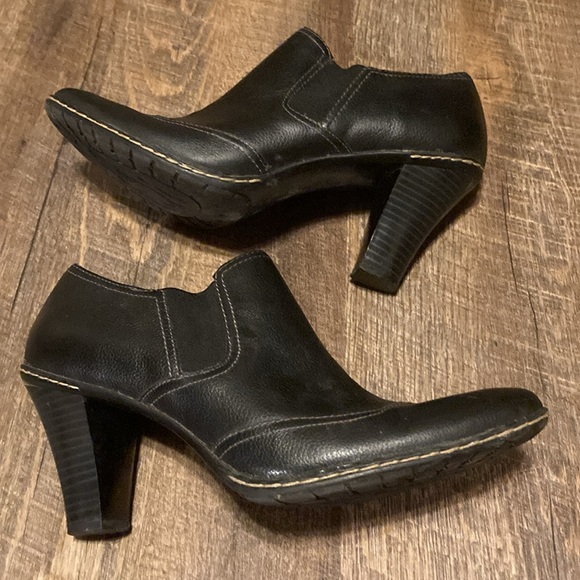 Merona Black Bootie Leather upper - Picture 2 of 5